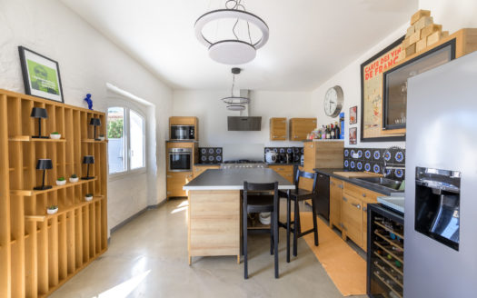 Vente► MAISON CENTRE VILLE AUBAGNE – 7 pièces – 224m2 à Aubagne