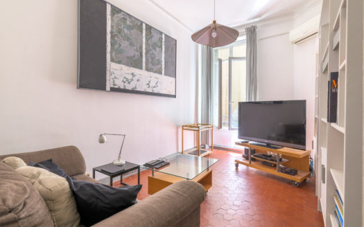 Vente► Élégant T6 traversant avec balcon à Marseille