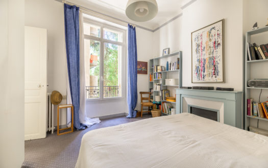 Vente► Élégant T6 traversant avec balcon à Marseille