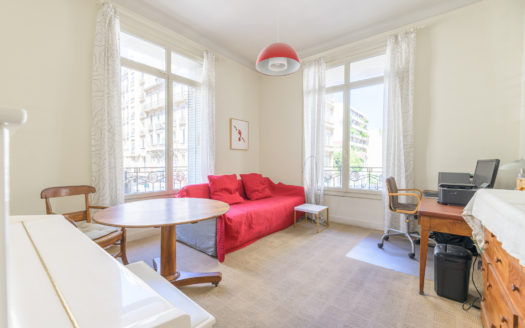 Vente► Élégant T6 traversant avec balcon à Marseille