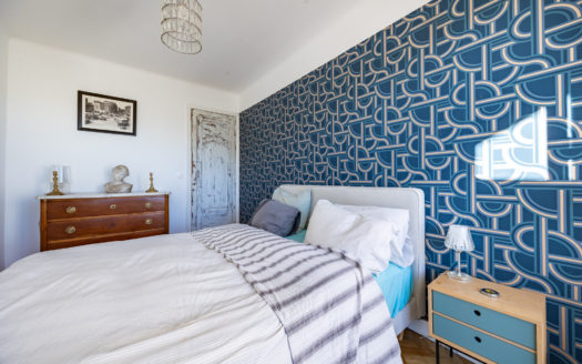 Vente► T2 rénové avec vue magique et balcon à Marseille