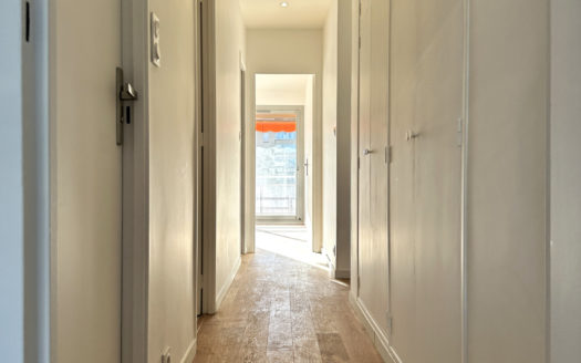 Location► Bel appartement traversant à Marseille