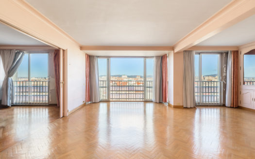 Vente► Appartement T8 Place Castellane Marseille à Marseille
