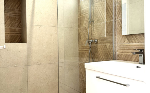 Location► Bel appartement traversant à Marseille