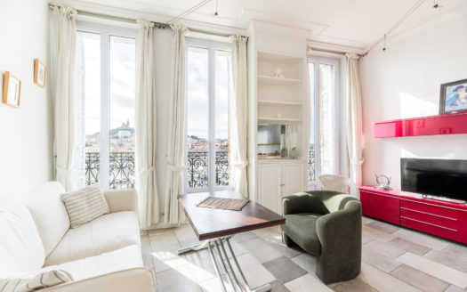 Vente► T2 meublé vue Vieux-Port à Marseille