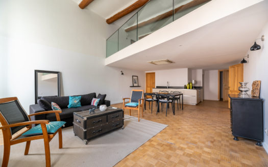 Vente► Loft élégant de 6 pièces à Marseille
