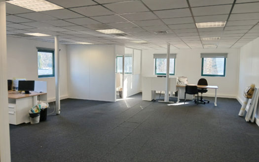 Location► Bureaux avec parking à Pennes-Mirabeau